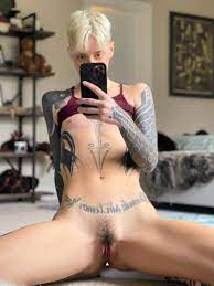 Hi Im new here 😳 : rFtMPorn