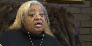 Hattie Daniels's Instagram, Twitter & Facebook