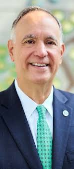 Andrew Walcott's Instagram, Twitter & Facebook