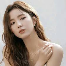 Jin performs beautiful song at Seongsu