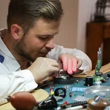 Akrivia Tourbillon Chiming Jump Hour: Manifest Destiny Or Gut Feeling?