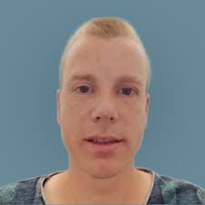 Een hele mooie beschrijving, het viel mij ook op dat in de media de  discussie werd gevoerd zonder enige inzicht en achtergrond kennis van  kaartprojecties, en toen ik in een gesprek terechtkwam