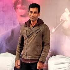 Ratsasan Villain Character Christopher Real Life Actor Revealed Telechargez de superbes images gratuites sur mom. ratsasan villain character christopher