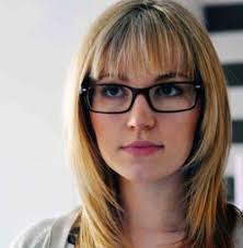 10 Hairstyles To Wear With Glasses And Bangs Hairstyles With Glasses Medium Hair Styles Medium Length Hair Styles