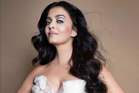 We started the search for the most beautiful woman of 2020 by opening nominations to the public last april 4 for women of any nationality with age of 20 to 40 years old. Happy Birthday Aishwarya Rai Bachchan 10 Interesting Facts You Didn T Know About World S Most Beautiful Woman