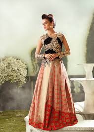 Pin By جنة المرأة للأناقة والتسوق On فساتين هندية Indian Dresses Designer Dresses Indian Bridal Anarkali Suits