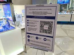 Scan any location's safeentry qr code using a qr reader app, or your camera (ios devices) and fill in the form to check in. Tracetogether Check Ins Not Compulsory Yet Retailers Told After Some Outlets Turn On Function Too Early Tech News News Top Stories The Straits Times