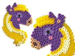 Animaux perles hama motifs perles hama schémas de bijoux en perles motifs de perlage libre motifs de broderie perlée motifs perles à repasser dessin sur petit carreaux perle enfant perle hama modele. Cheval En Perles A Repasser