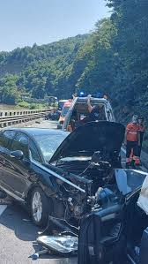 Șoseaua care traversează carpații prin defileul oltului este printre cele mai circulate din țară. Vg8pf Oyknddum