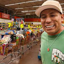 Le regalo laptops a los mejores estudiantes