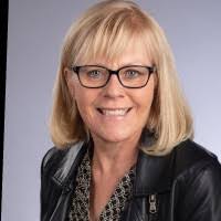 30+ "Astrid Roth" profiles