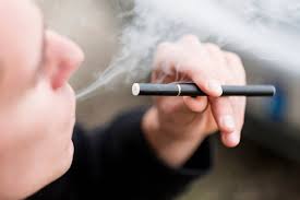 Ces produits tels que le propylène glycol et le glycérol utilisés dans la cigarette électronique sont bien moins dangereux que le mercure, le goudron et l'ammoniac des cigarettes normales. Le Vapotage Nocif Ou Pas Planete Sante