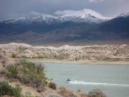 The maximum speed limit of motorized vehicles is 25 mph within the recreation area and 15 mph within the beach and congested areas in the park. Rye Patch Reservoir Nv Hike