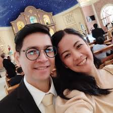 Valentine's is over pero puwedeng-puwede pa ring umakyat sa Mount Pulag.  Here's Drew and Iya's itinerary!