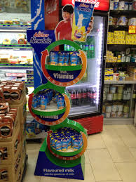Pin By Guadalupe Iraheta On Pos In Sri Lanka Point Of Sale Display Display Design Eat And Go