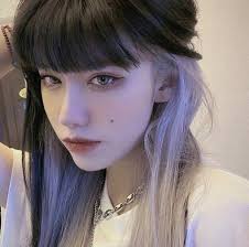 Pin By Oompa Loompa On Hair Color In 2020 Hair Color Streaks Hair Color Underneath Hair Streaks