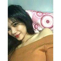 Alyssa Lively's Instagram, Twitter & Facebook