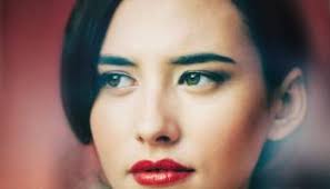 Betwixt and Between” by Margaret Sun & “Shanghai Daisy” by Daisy Kwok