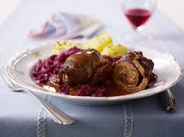 Rinderroulade Mit Rotkohl Und Petersilien Kartoffeln Rezept Lecker