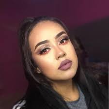 Yajaira Lopez's Instagram, Twitter & Facebook