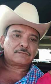 La conoce dele un abrazo