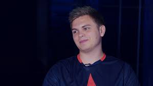Kjaerbye top fragged and nbk bottom fragged, we love to see this confidence. Cs Go Kjaerbye Wechselt Zu Faze Alle Spieler Im Uberblick Cs Go Esports Com