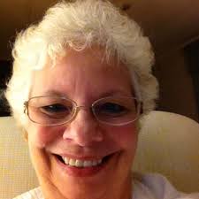 Gloria Pack's Instagram, Twitter & Facebook