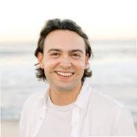 Robert Mcquoid's Instagram, Twitter & Facebook