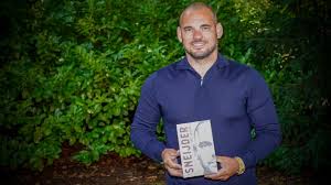 Profile page for netherlands football player wesley sneijder (attacking midfielder). Wesley Sneijder About Book I M Sure Yolanthe Is Proud Of Me Now World Today News