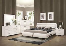 The ergonomically designed, naples modern bedroom set in white comes with incorporated storage options. Stanton Ultra Modern 5pcs Glossy White Queen Size Platform Bedroom Set Furniture Ebay