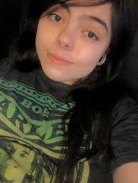 Daisy Porras's Instagram, Twitter & Facebook