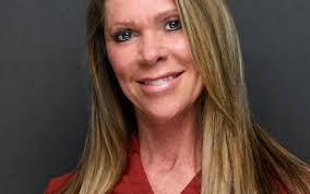 Christy Phillips's Instagram, Twitter & Facebook