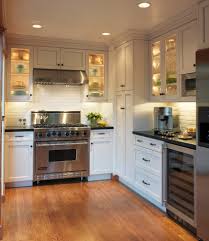Oh, the joys of a small kitchen! Traditional Small Kitchen Design Ideas Home Architec Ideas