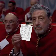 Don't wait to cast your vote! 🗳 Our Oscars predictions contest is back,  and the ceremony's coming right up. ✨🎞 Through Sunday at 4 p.m., enter to  win a $50 Bookworm gift