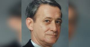 Lee Barrow's Instagram, Twitter & Facebook