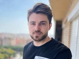 Mileuristas o cómo vivir al filo de los números rojos