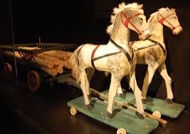 How exactly can we get this horse to fly? Model Horse Wikipedia