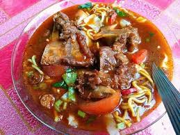 1 keping mie telur kering, 65 gr, 50 gr daging, 1 butir telur, 300 ml santan sedang, 1 buah tomat, 1 bt daun bawang, 3 lembar pokcoy, 3 lembar kol, 3 siung bawang merah, 1 siung bawang putih, 2 butir kemiri, 3 buah cabe rawit pedas + 3 buah cabe merah keriting. Mee Kuah Tulang Jalan Jalan Cari Makan Di Kedah Rasmi Facebook