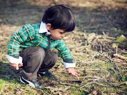 Recuerda que el juego es recreativo y permite aprender, socializar y divertirse. Jugar Al Aire Libre Mejora La Imaginacion Del Nino Consumer