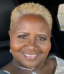 I have always said “my face was made for Christmas” and I think this proves  it😌 This is from Carowind's Tree Lighting Ceremony! Having a Merry ole  time here🎄 📸: Reems Landreth