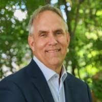 Scott Grissom's Instagram, Twitter & Facebook