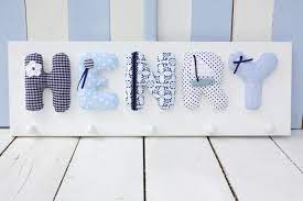 Sie fühlt sich geschmeichelt, wenn man sie als glucke bezeichnet. Kindergarderobe Mit Namen Buchstaben Oder Motiven Von Hand Gefertigtes Unikat Je Nach Farbwunsch Oder Kinder Zimmer Garderobe Kinderzimmer Garderobe Kinder