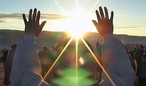 En el solsticio de invierno, hacia el 21 de junio, el sol alcanza su mínima altura en el hemisferio sur y señala el comienzo del invierno, este día, en el hemisferio sur. Ano Nuevo Aymara Solsticio De Invierno Home Facebook