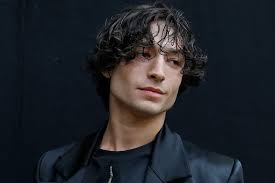 Ezra Miller Confirms He's Still The Flash