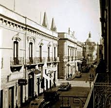 Calle Del Palacio Desde Un Balcon Del Banco De Mexico En 2020 Guadalajara Historia De Mexico Jalisco