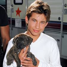 Jonathan taylor thomas was born on september 8, 1981 in bethlehem, pennsylvania. Where Is Jonathan Taylor Thomas Popsugar Celebrity