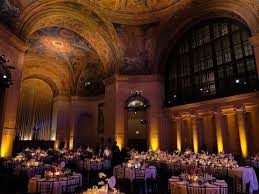 Here S How Much It Costs To Get Married At 9 Of The Most Glamorous Wedding Venues In New York City Glamorous Wedding Venue New York Wedding New York Wedding Venues
