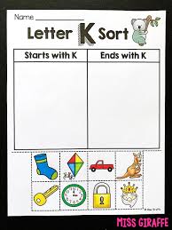 Giraffes are such neat animals; Beginning And Ending Sounds Activities Where Kids Sort Pictures This Is An Amazing Consolidation For The Teaching Letter Sounds Teaching Letters Letter Sounds