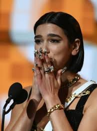 Flavour, Takana Zion et Dua Lipa dans la sélection des nouveautés musicales 