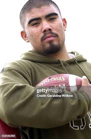 876 Senior Linebacker Stock Photos, High-Res Pictures, and Images